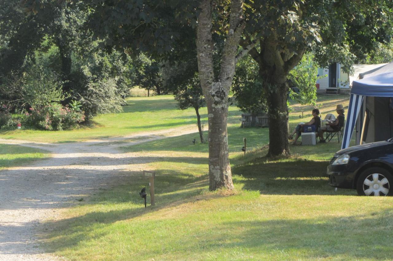 Camping La Bergerie Hotel La Chapelle-Achard Buitenkant foto