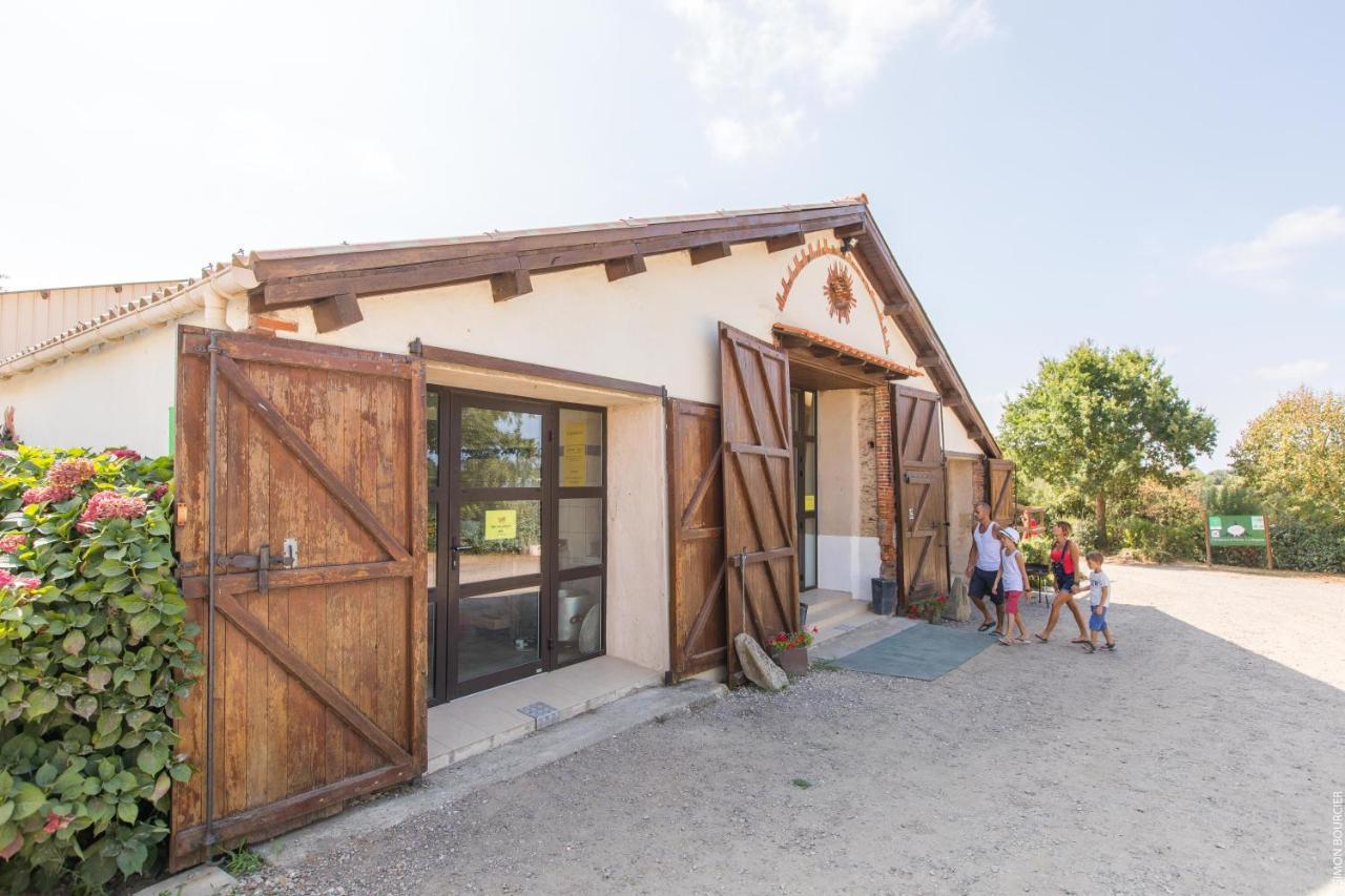 Camping La Bergerie Hotel La Chapelle-Achard Buitenkant foto